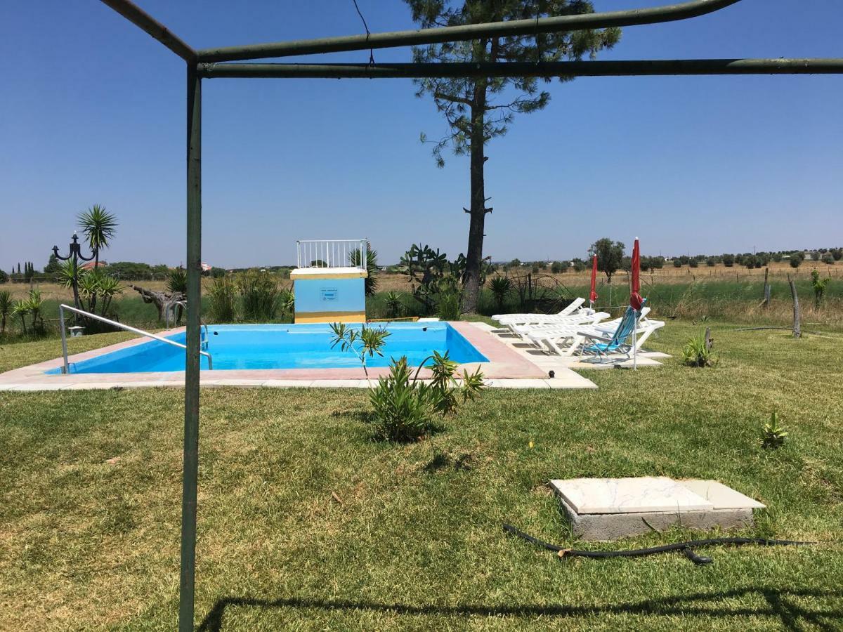 Monte Ramos Guest House Ферейра до Алентежу Екстериор снимка
